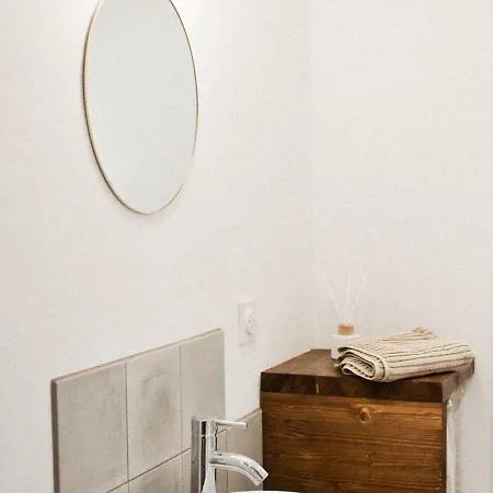 Studio Barcelonnette, 1 Piece, 2 Personnes - Fr-1-691-64 Apartment Barcelonnette